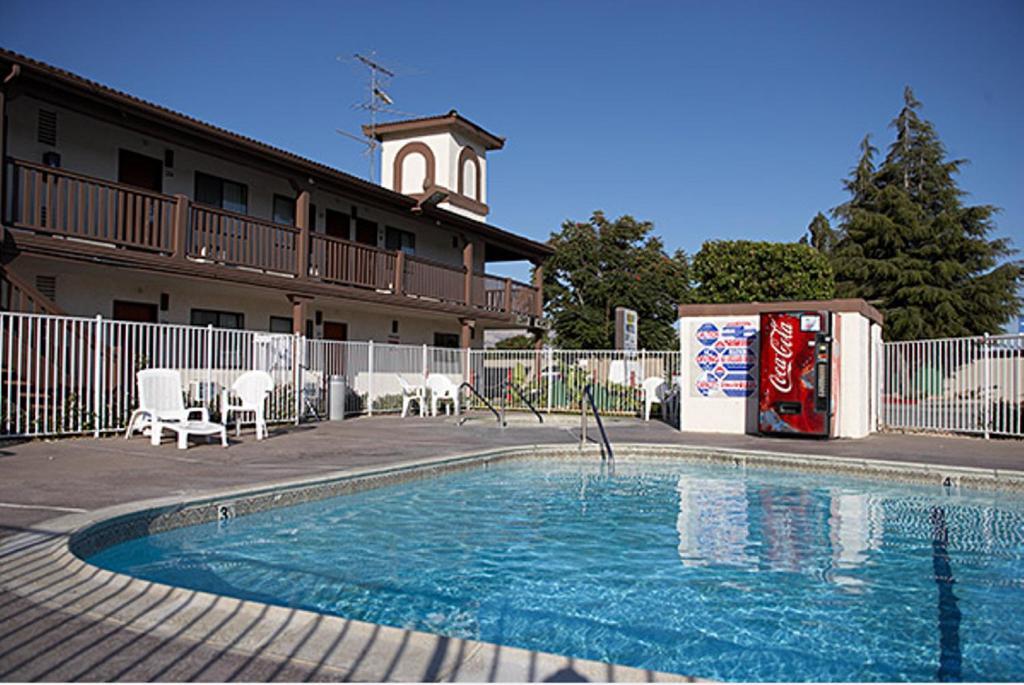 Ez 8 Motel ニューアーク エクステリア 写真
